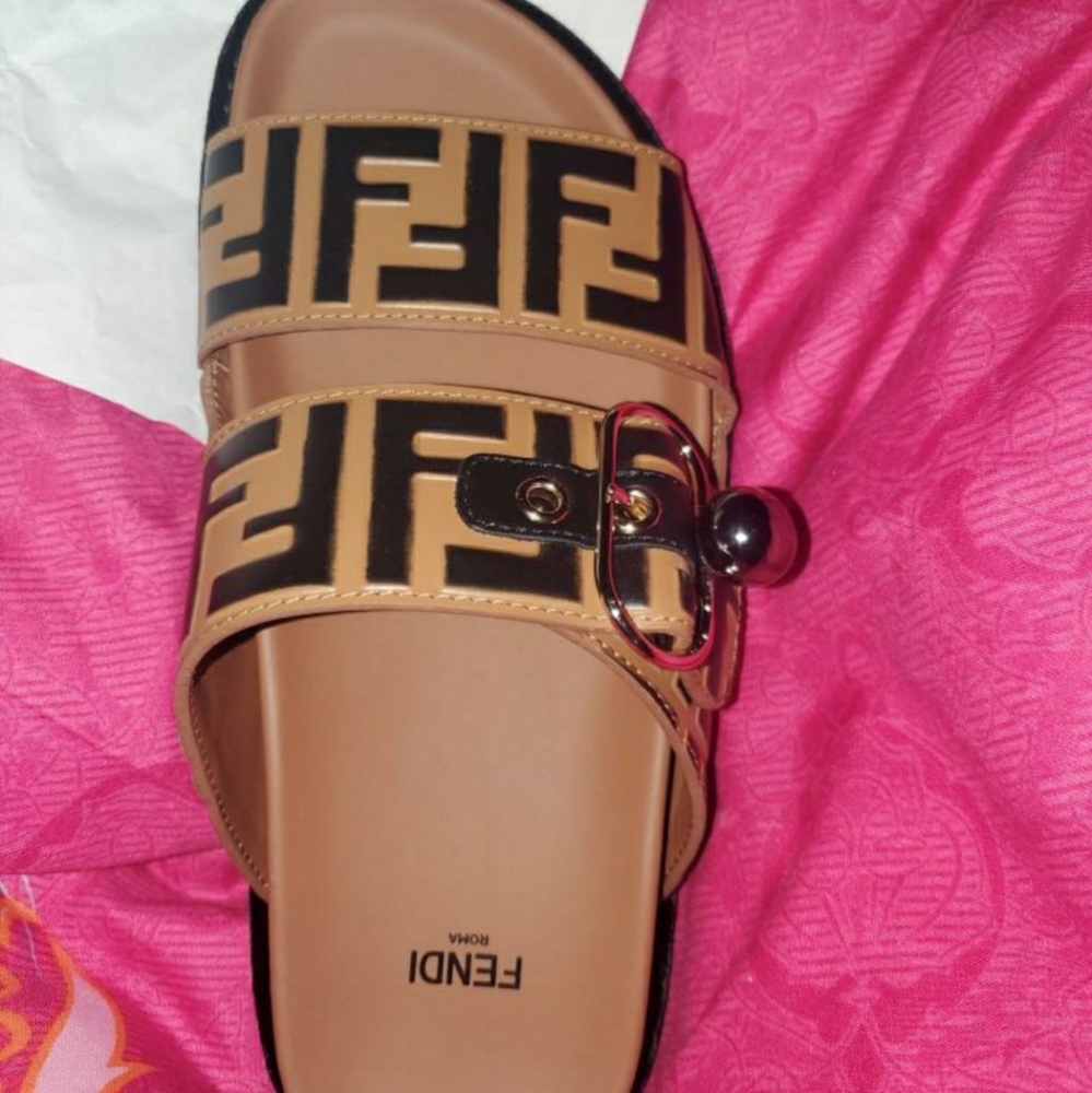 Fendi Slides